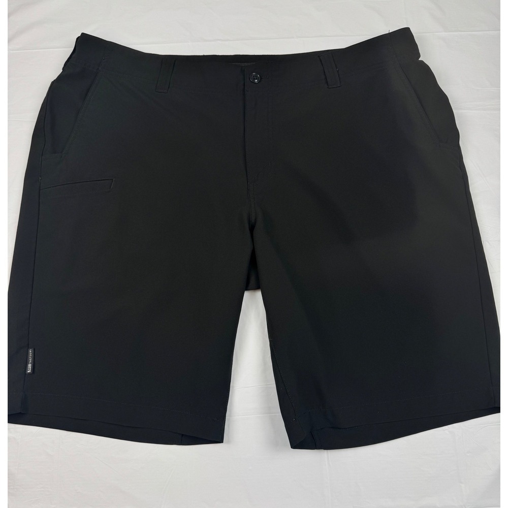 5.11 Tactical Mens Black Polyester Utility Cargo Shorts Size 40 Flat Front